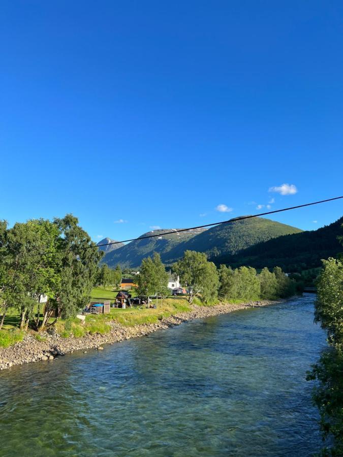 Vistdal Camping Myklebostad  外观 照片