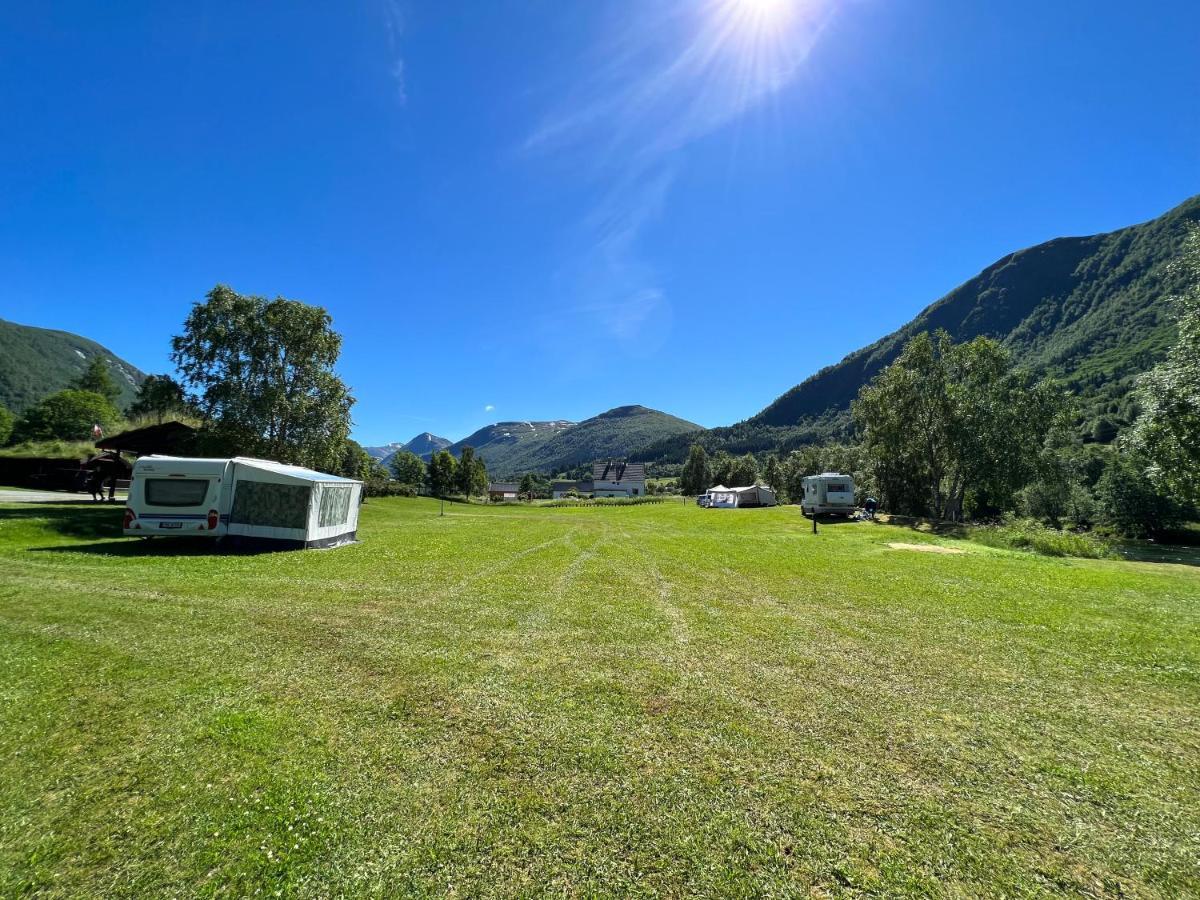 Vistdal Camping Myklebostad  外观 照片