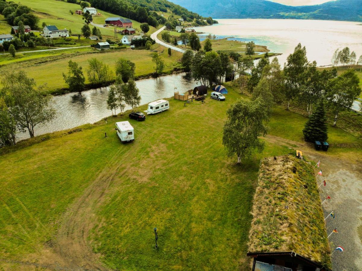 Vistdal Camping Myklebostad  外观 照片